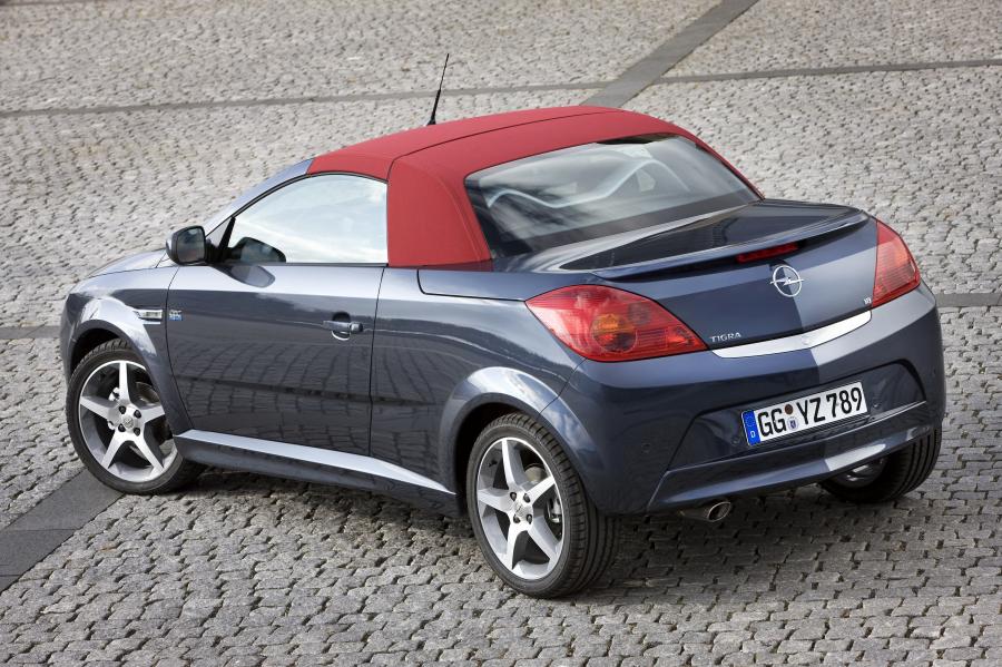  Opel Tigra Twin Top 2004 года  (фото 126 из 142)